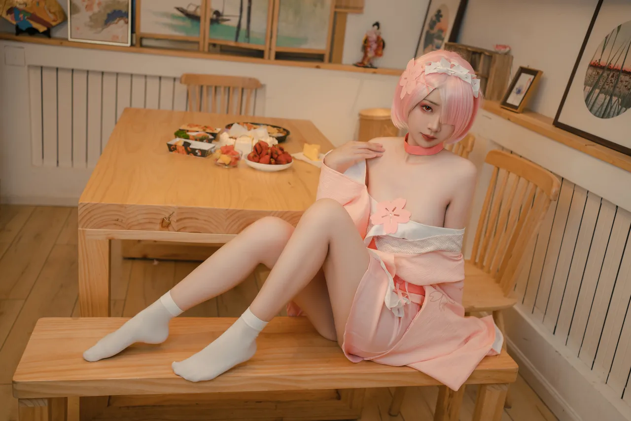 爆机少女喵小吉 NO.047 &金鱼✨kinngyo - 从零开始的女体盛宴-erohere39.webp